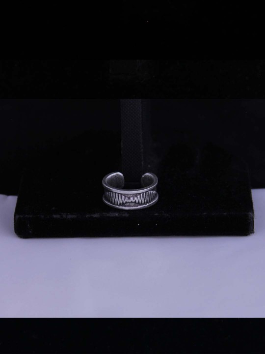 Heart Rhythm Ring